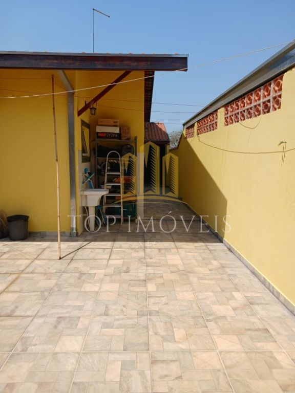 Ótima casa à venda 2 dormitórios 1 suíte 2 vagas cobertas al