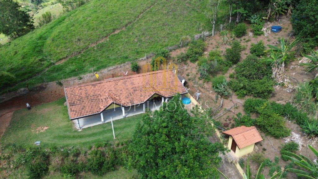 Belíssima chacara toca dos venancios 2 dormitórios 14 mil m²
