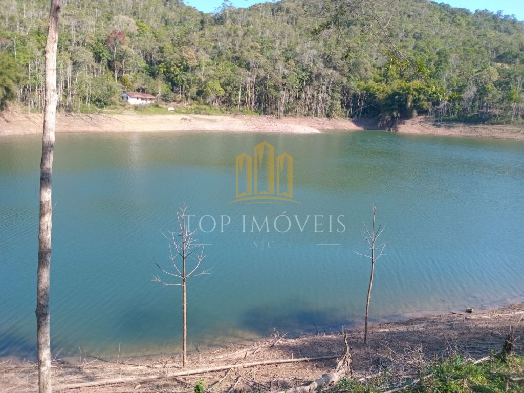 Lindo sítio pouso alto paraibuna 5 alqueires beira da repres