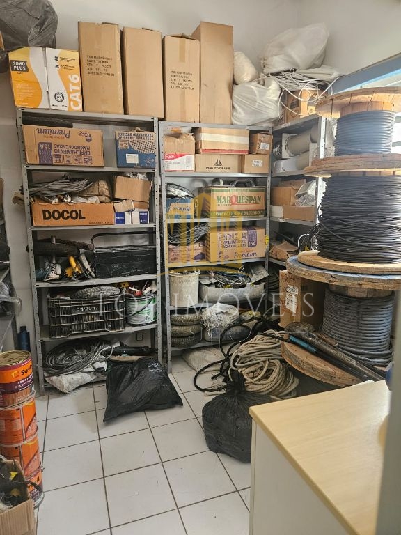 Magnifica casa comercial cinco salas copa e banheiros no mel