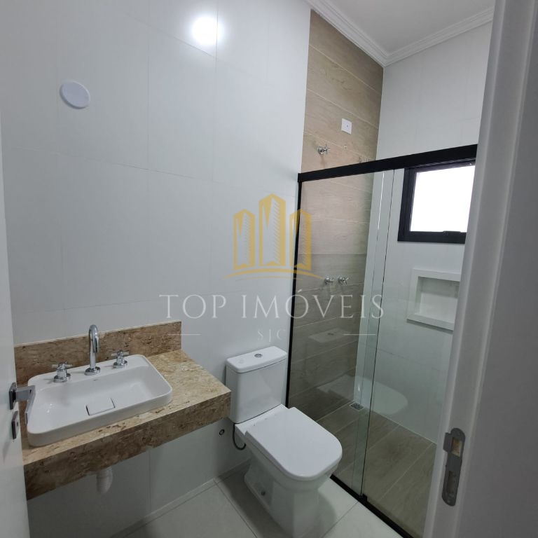 Casa Nova alto padrão no Condomínio Ouroville Pronta para Morar!