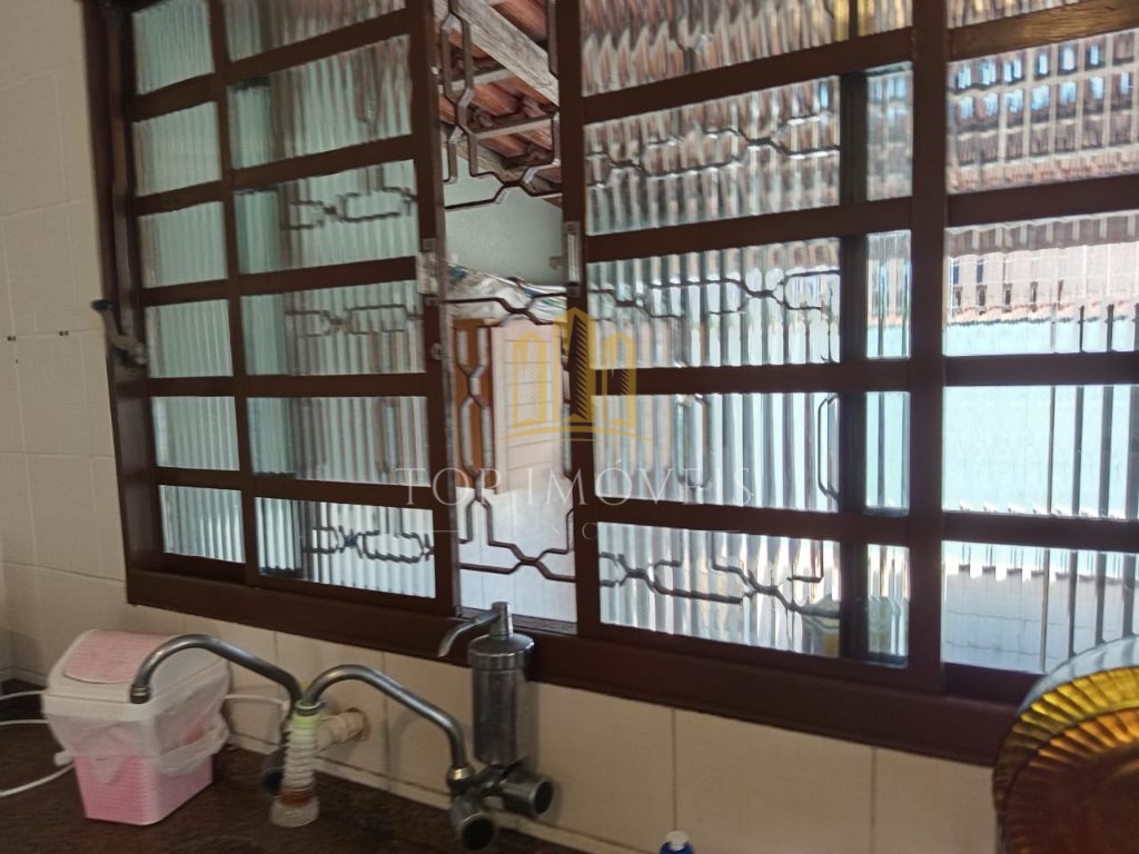 Sobrado Ótimo Acabamento 3 Dormitórios 1 Suíte Indaía 700 metros da Praia Próximo a Catedral