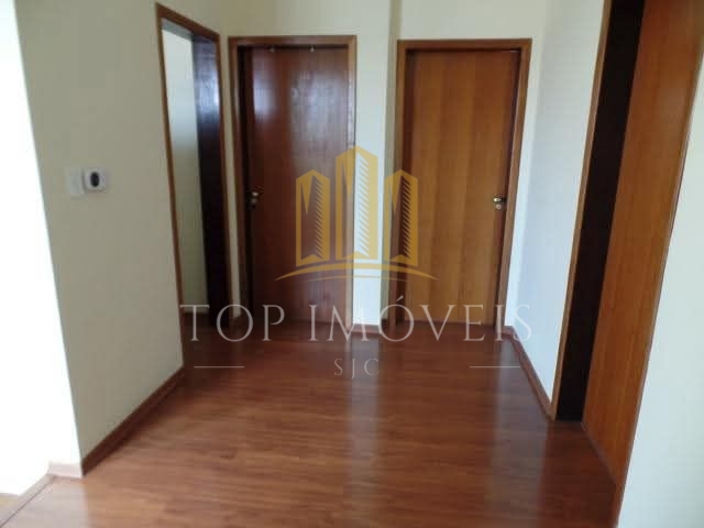 Excelente casa de 3 quartos sendo 1 suíte - piscina - novo h