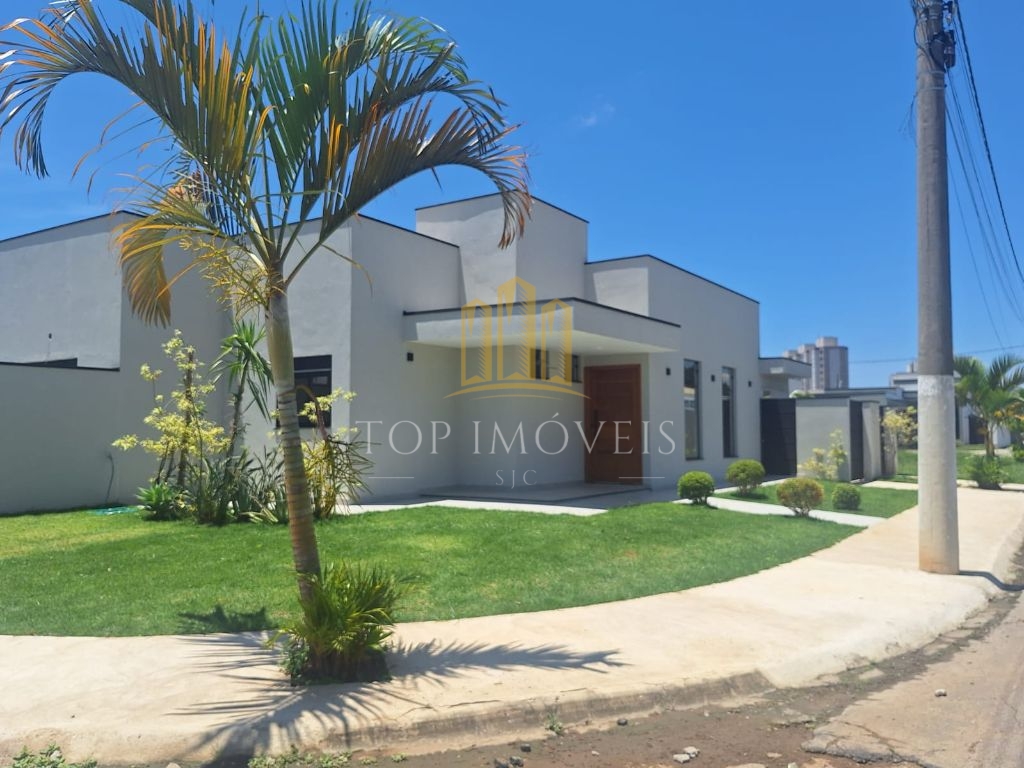 Linda casa com Piscina no Alphaville - Taubaté