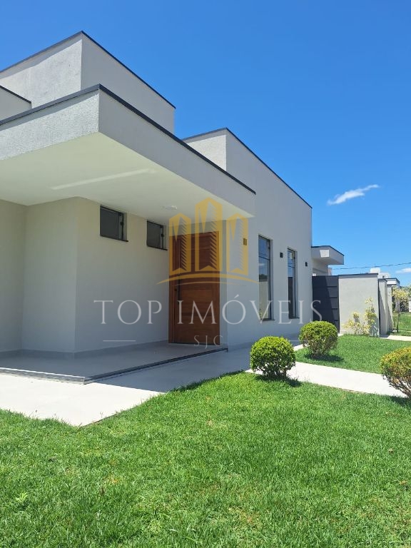 Linda casa com Piscina no Alphaville - Taubaté