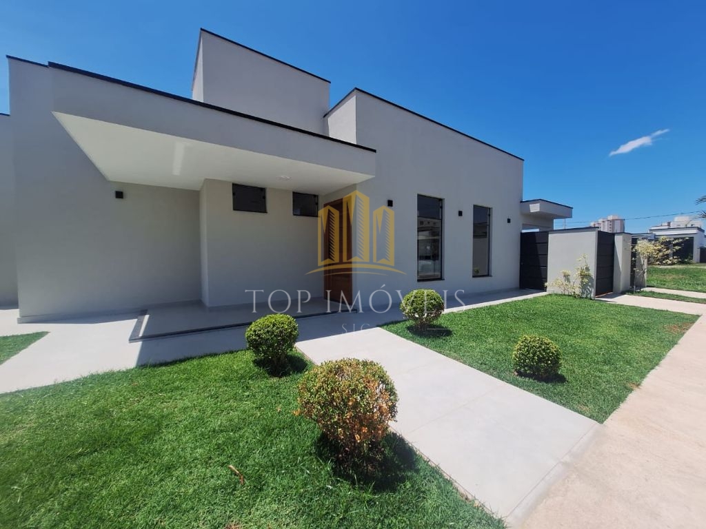 Linda casa com Piscina no Alphaville - Taubaté