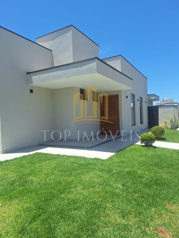 Linda casa com Piscina no Alphaville - Taubaté