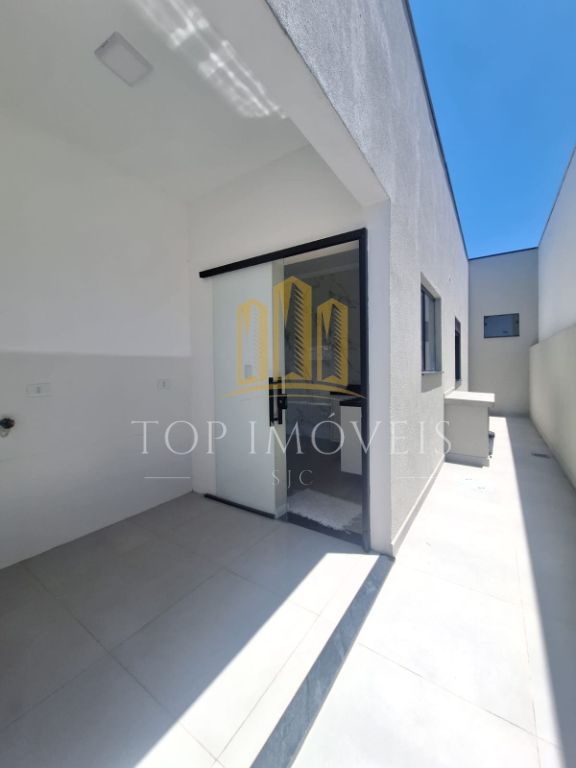 Linda casa com Piscina no Alphaville - Taubaté