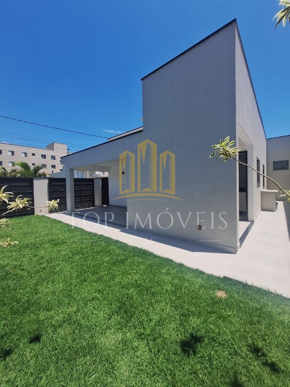 Linda casa com Piscina no Alphaville - Taubaté