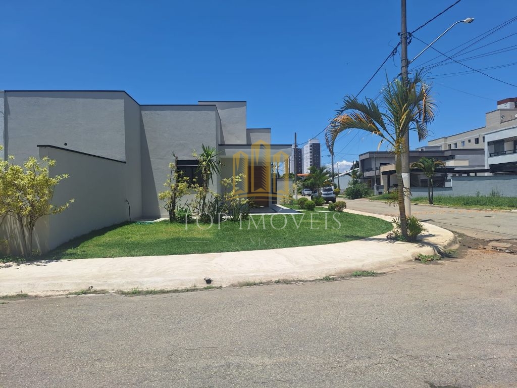 Linda casa com Piscina no Alphaville - Taubaté