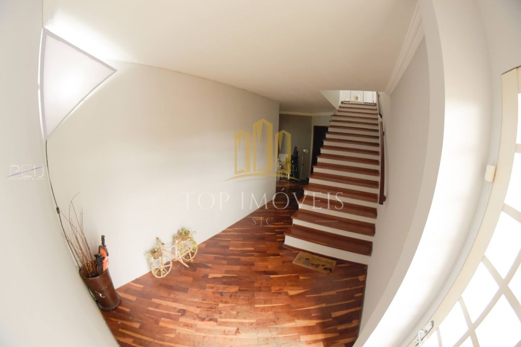 Excelente Ponto Comercial no Coração de São José dos Campos! ?? Localização Premium Centro de SJC Oportunidade única para quem busca visibilidade, estrutura e versatilidade! Prédio comercial amplo…