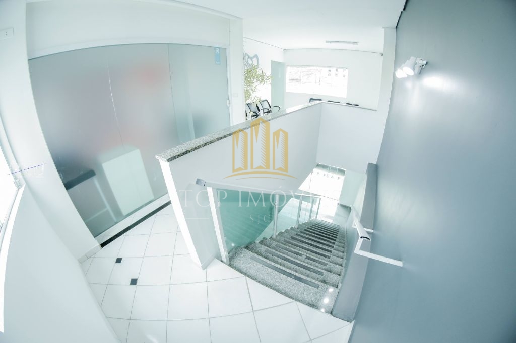 Excelente Ponto Comercial no Coração de São José dos Campos! ?? Localização Premium Centro de SJC Oportunidade única para quem busca visibilidade, estrutura e versatilidade! Prédio comercial amplo…