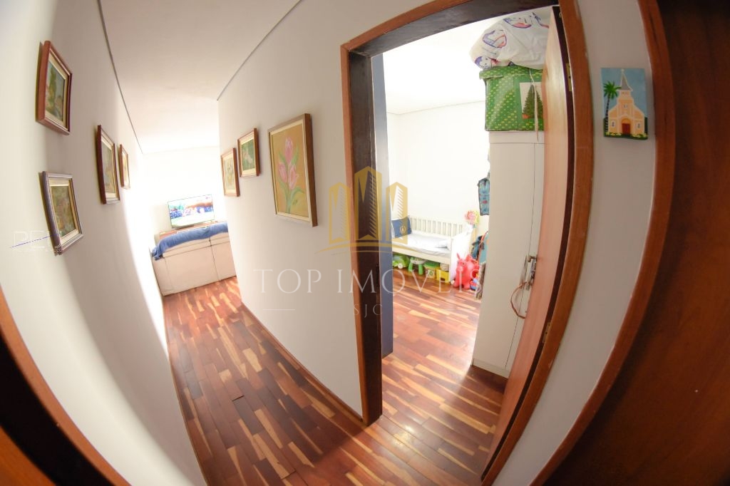 Excelente Ponto Comercial no Coração de São José dos Campos! ?? Localização Premium Centro de SJC Oportunidade única para quem busca visibilidade, estrutura e versatilidade! Prédio comercial amplo…