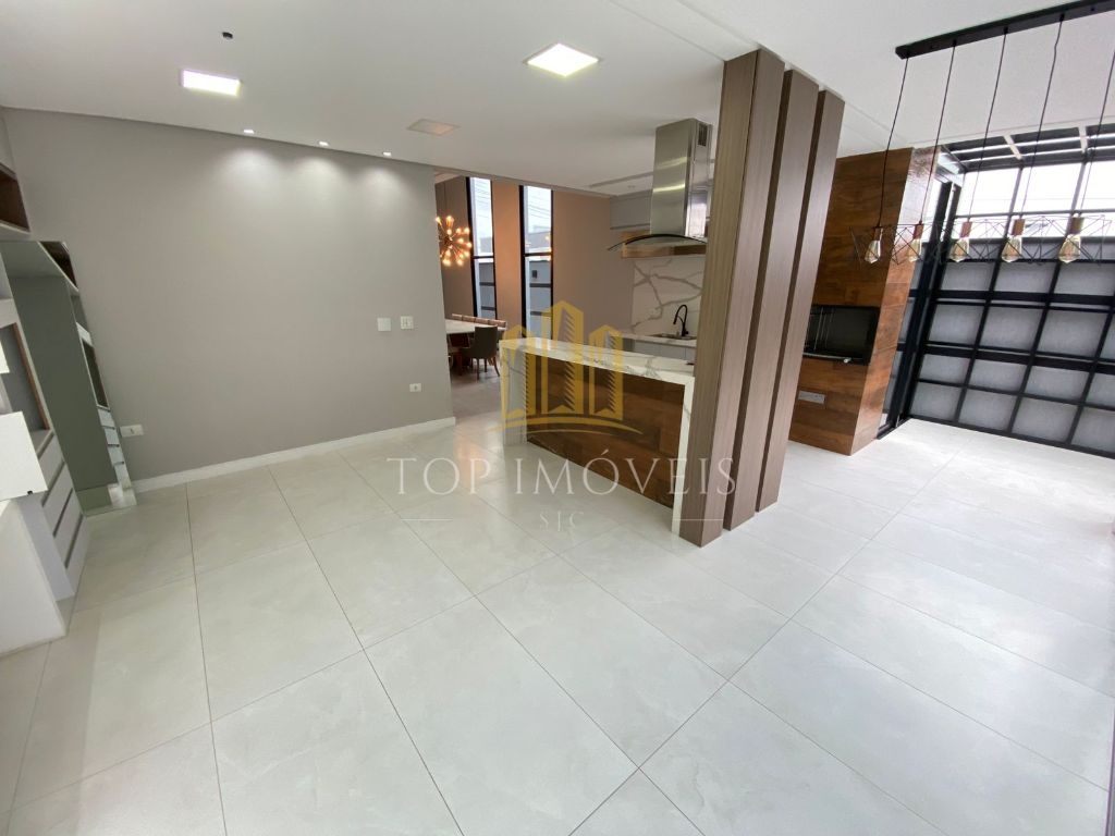 Sobrado residencial fogaça com 3 dormitórios 2 suítes