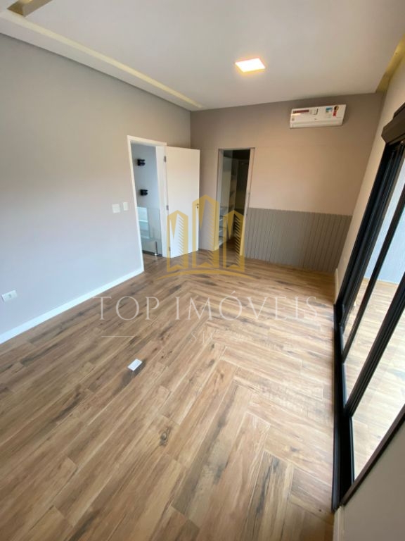 Sobrado Residencial Fogaça com 3 Dormitórios 2 Suítes