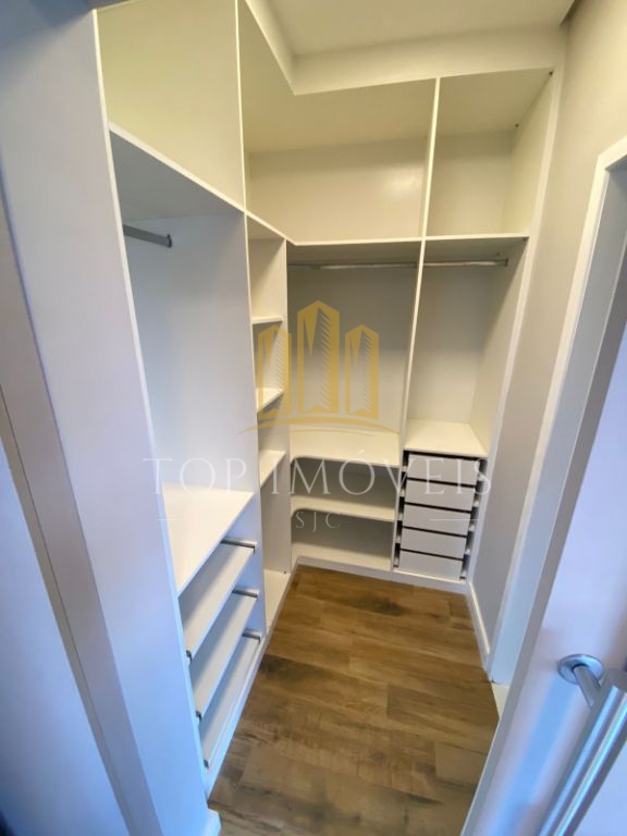 Sobrado Residencial Fogaça com 3 Dormitórios 2 Suítes