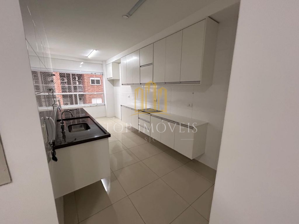 Belíssimo Apartamento 2 Dormitórios com Suíte 79 m² DUAS Vagas Sacada Hobby Box