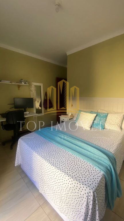 Linda casa térrea 2 dormitórios no parque residencial santo 