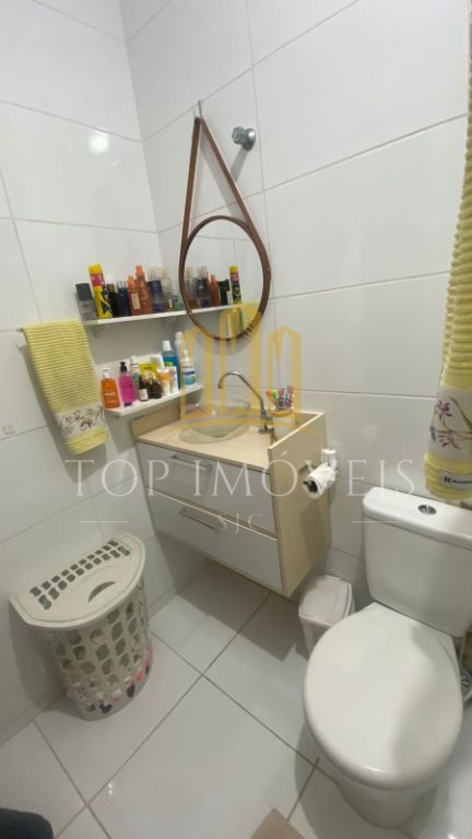 Linda casa térrea 2 dormitórios no parque residencial santo 