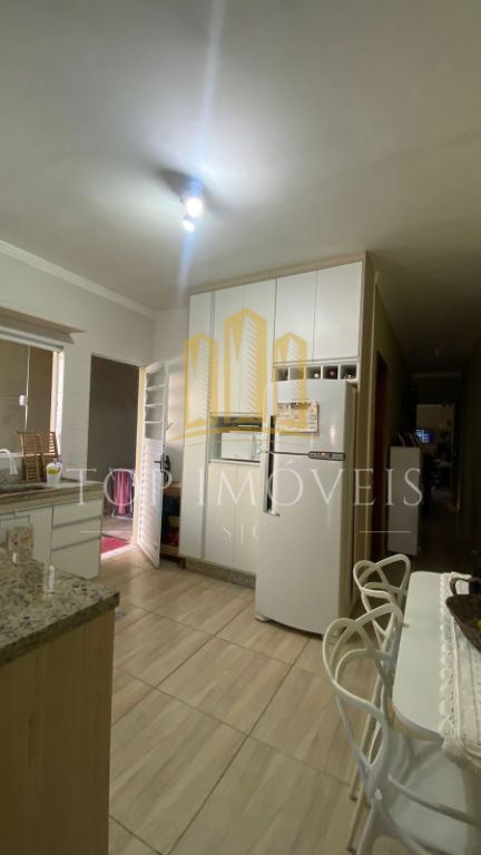 Linda casa térrea 2 dormitórios no parque residencial santo 