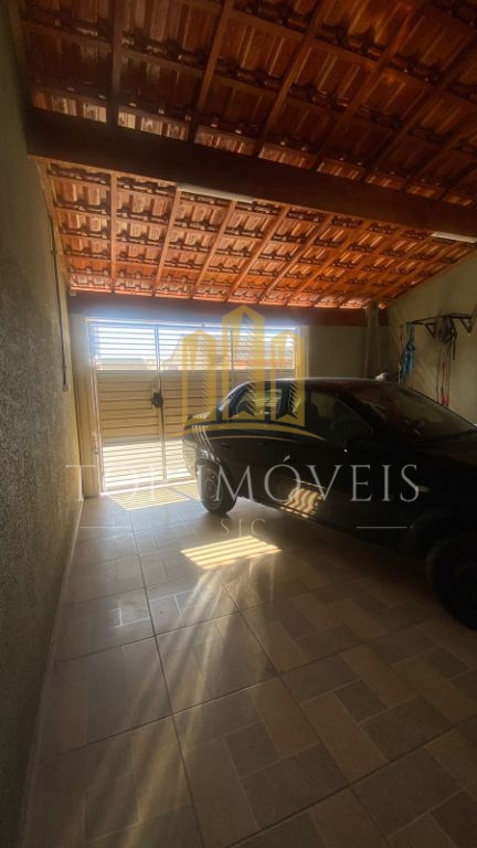 Linda casa térrea 2 dormitórios no parque residencial santo 