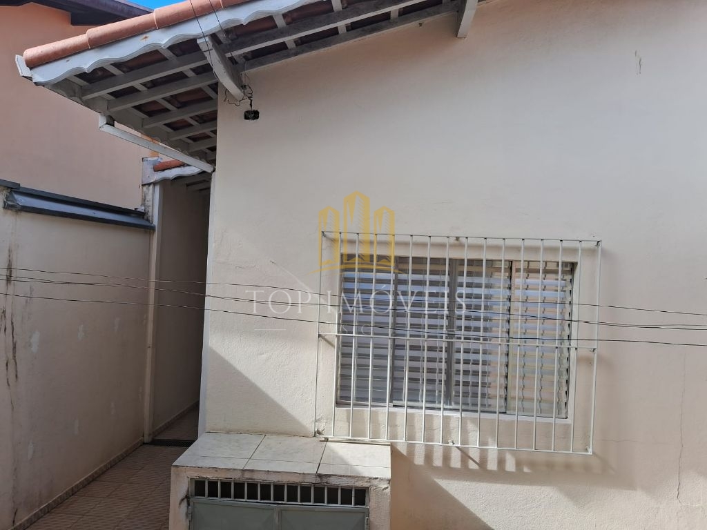 Ótima oportunidade no Satélite! Excelente casa de lote inteiro com Edícula muito bem localizada no Jardim Satélite