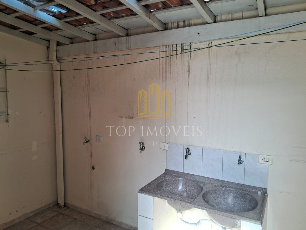 Ótima oportunidade no Satélite! Excelente casa de lote inteiro com Edícula muito bem localizada no Jardim Satélite