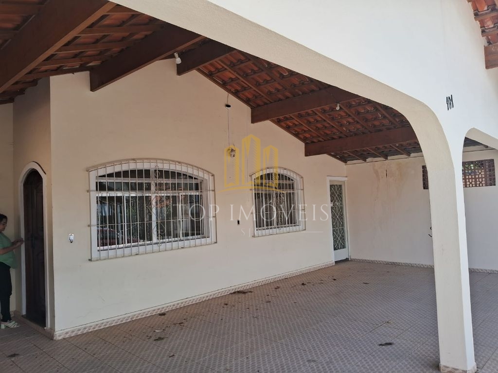 Ótima oportunidade no Satélite! Excelente casa de lote inteiro com Edícula muito bem localizada no Jardim Satélite