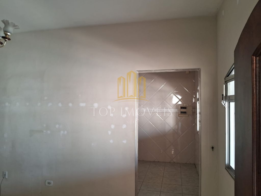 Ótima oportunidade no Satélite! Excelente casa de lote inteiro com Edícula muito bem localizada no Jardim Satélite