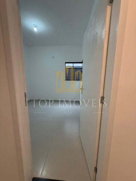 Casa de 3 quartos sendo 1 suíte recém construída no bairro Jardim Oásis