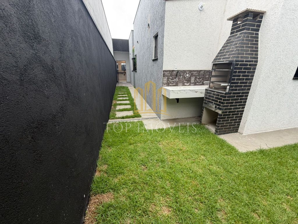 Casa de 3 quartos sendo 1 suíte recém construída no bairro Jardim Oásis