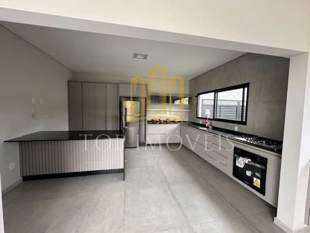 Magnífica casa em condomínio fechado – jacareí 3 dormitórios