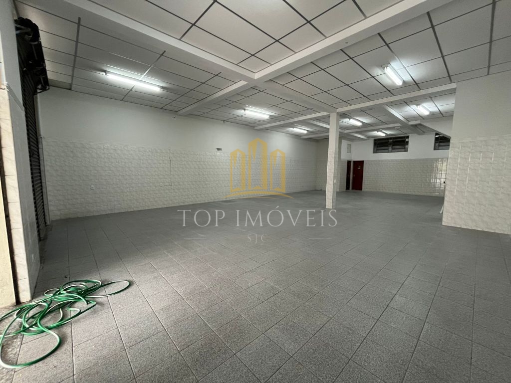 Ponto comercial à venda/locação – em bairro de crescimento a