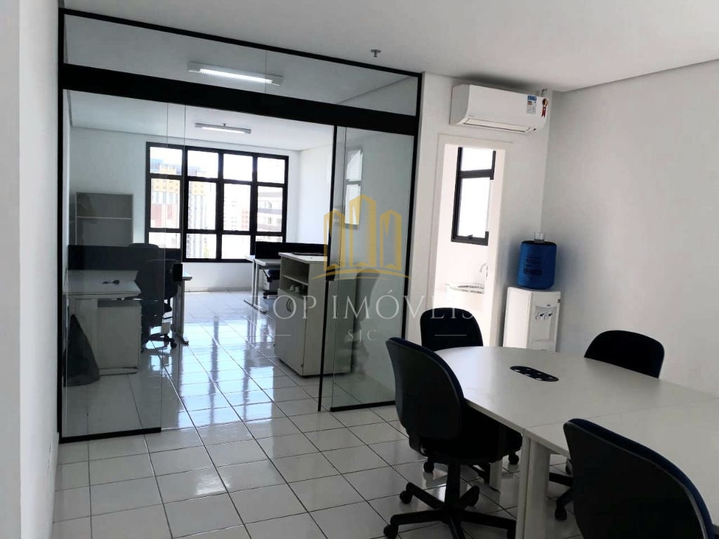 Sala comercial funcional espaçosa na melhor localização do a