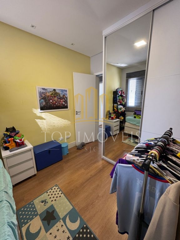 Apartamento mobiliado de 3 quartos sendo 1 suíte no Boulevard Getulio Vargas - Jacareí
