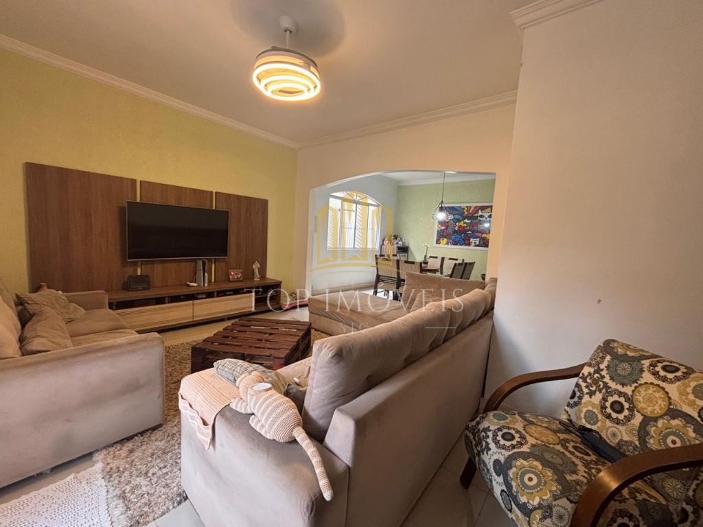 Linda casa com 3 dormitórios, 1 suíte com hidro – conforto e