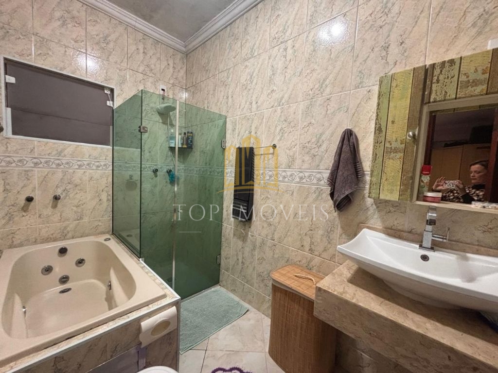 Linda casa com 3 dormitórios, 1 suíte com hidro – conforto e