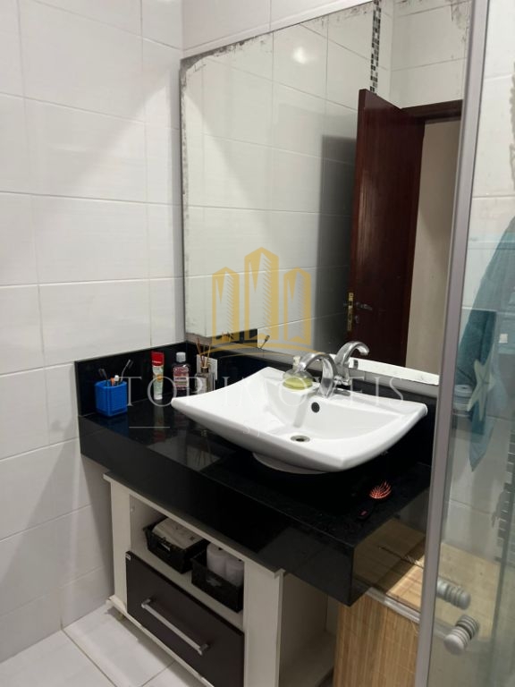 Linda Casa com 3 Dormitórios, 1 Suíte com Hidro Conforto e Elegância!