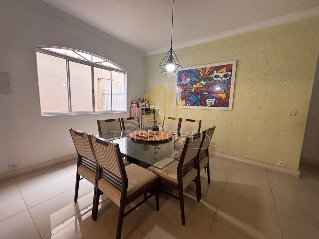Linda casa com 3 dormitórios, 1 suíte com hidro – conforto e