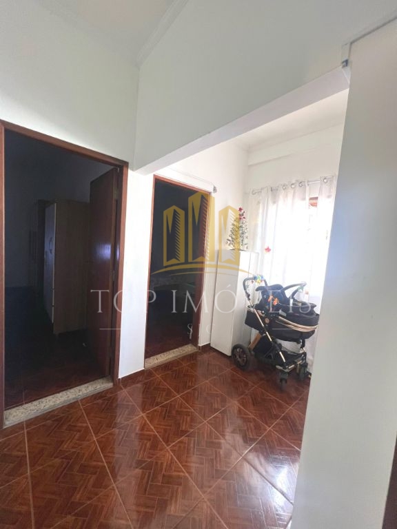 Sobrado com Salão Comercial à Venda Excelente Oportunidade no Parque Industrial!