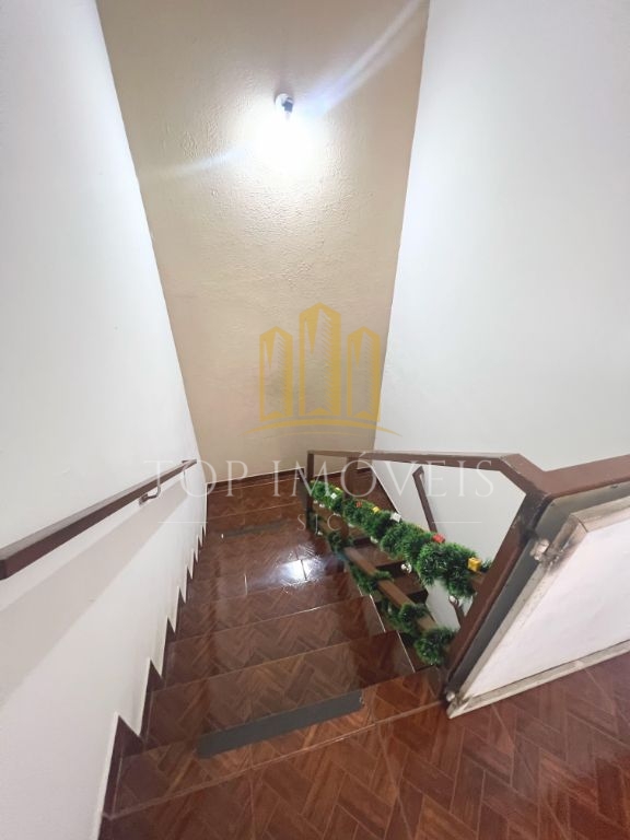 Sobrado com Salão Comercial à Venda Excelente Oportunidade no Parque Industrial!