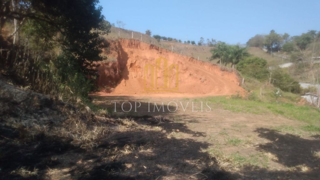 Vende-se área rural 5500m² estrada buquirinha ii
