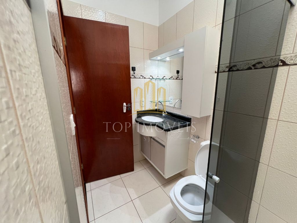 Belissima Casa Térrea 3 Dormitórios 1 Suíte Santa Paula