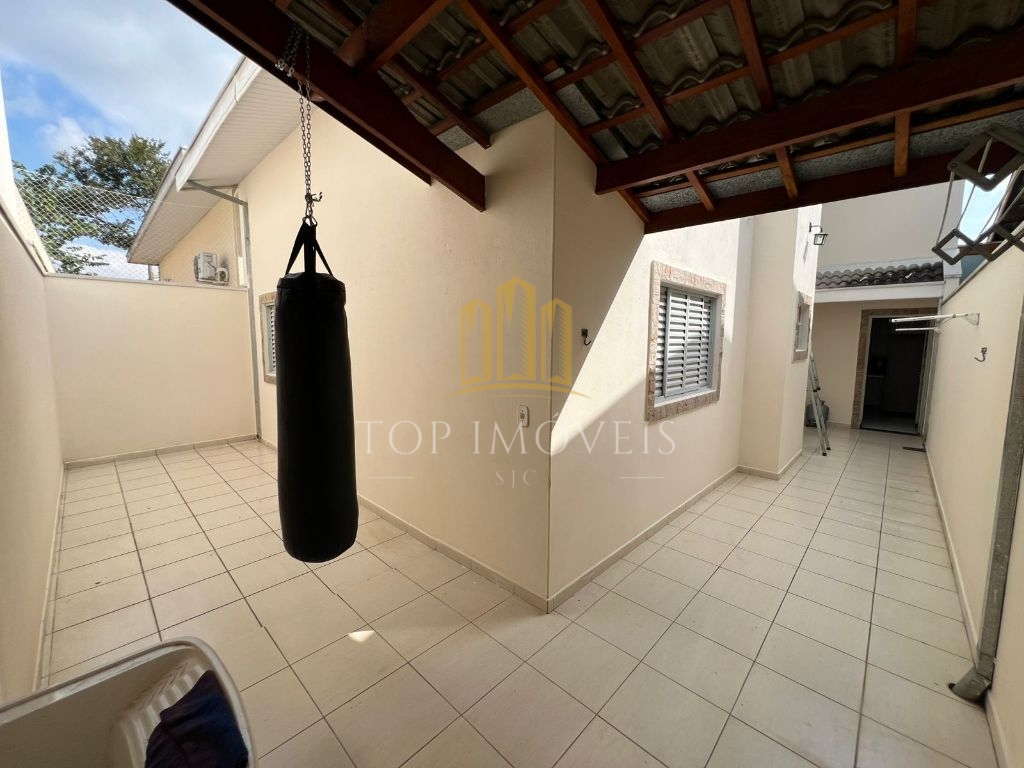 Belissima Casa Térrea 3 Dormitórios 1 Suíte Santa Paula