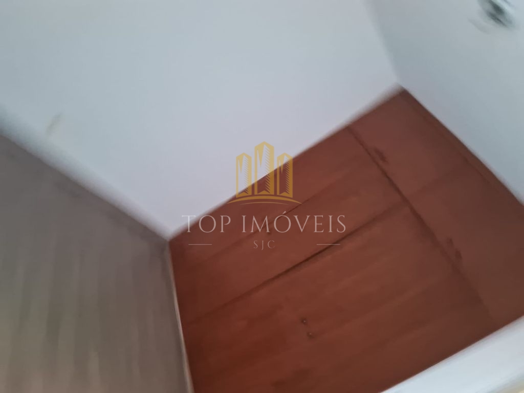 Uma casa para viver momentos inesquecíveis no jardim satélite !