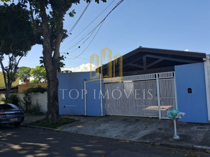 Uma casa para viver momentos inesquecíveis no jardim satélite !