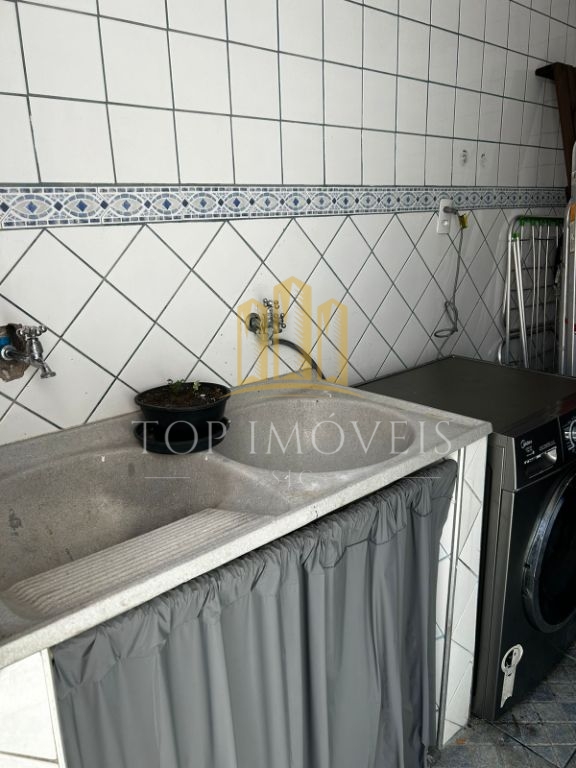 Casa Térrea à Venda no Res. Sítio Santo Antônio 3 Dormitórios, Suíte e 2 Vagas Cobertas