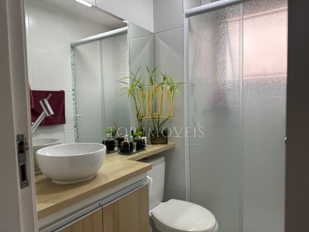 Belíssimo apartamento com sacada na avenida josé cobra