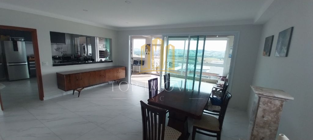 Belíssima mansão de 3 suítes e 455 metros quadrados no condo