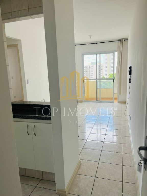 Lindo e funcional apartamento um dormitório varanda em ótima